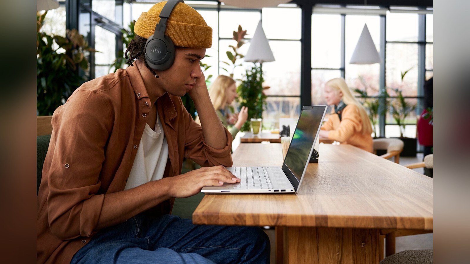 JBL Tune 770NC čierna