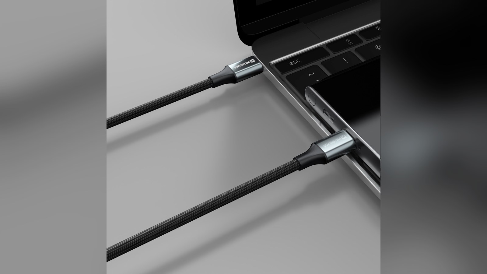 Swissten dátový kábel Textile II USB-C/USB-C 1,5 m čierny