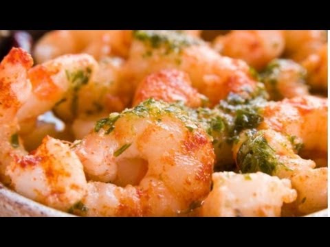KREVETY RECEPT. KREVETY NA ČESNEKU A VÍNOVÁ OMÁČKA NA CROSTINI